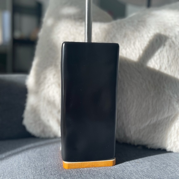 New Rae Dunn “Scrub” toilet brush - Picture 5 of 9